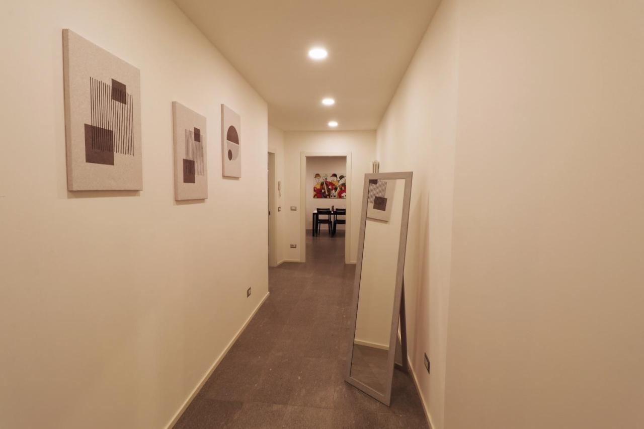 Hosting Studio - 2 Sondrio Dış mekan fotoğraf